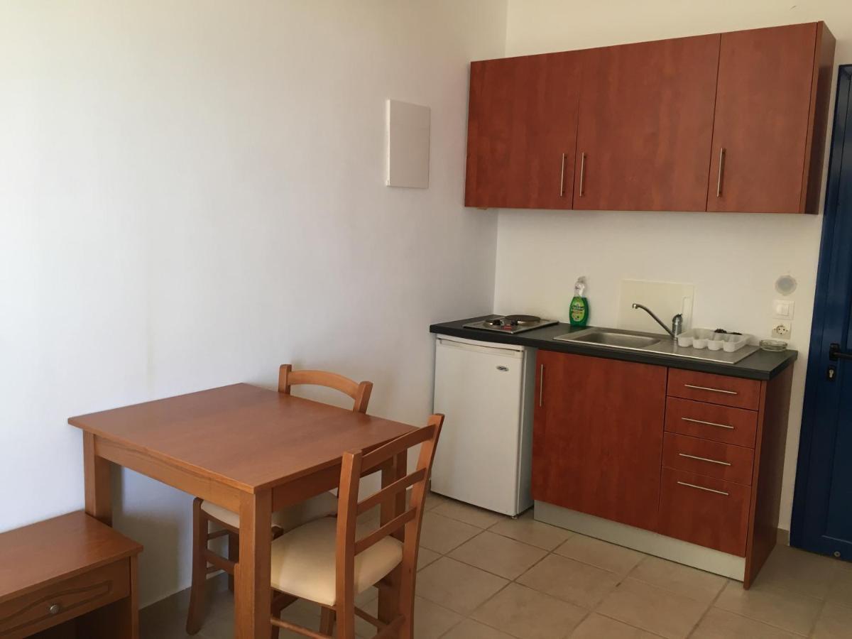 Eugenia Travasarou Sea View Appartments Diakofti Екстер'єр фото
